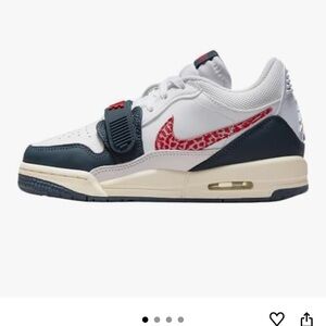 NIKE Nike Air Jordan Legacy 312 Low YOUTH 6.5 NEW WITHOUT BOX